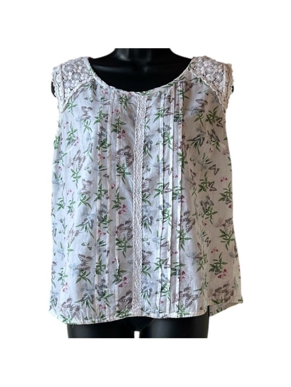 Dorothy Perkins Floral Print Blouse with Crochet Knit Shoulders